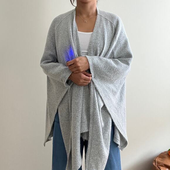 Isabel Maternity by Ingrid & Isabel Gray Open Cardigan Size OS - Picture 7 of 11